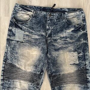 🔥BUNDLESALE Mens 44/31 Trestles Relaxed Jeans with Distressed Texture